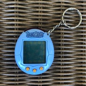Vintage Tamagotchi Connection Version 2/ V2